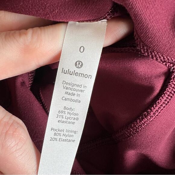 Lululemon Speed Up Tights 28" in Garnet Red - Picture 9 of 10